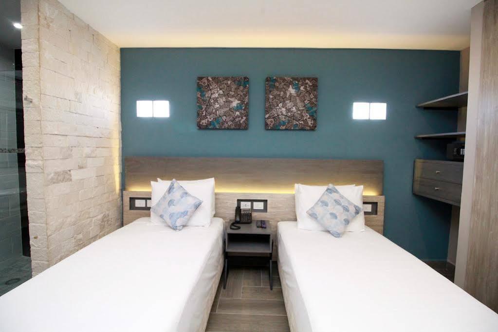 Illusion Xpress I Attraction Hotel Deluxe Playa del Carmen Eksteriør bilde