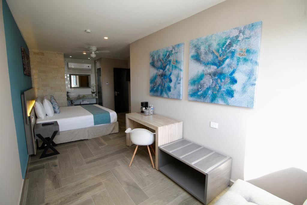 Illusion Xpress I Attraction Hotel Deluxe Playa del Carmen Eksteriør bilde