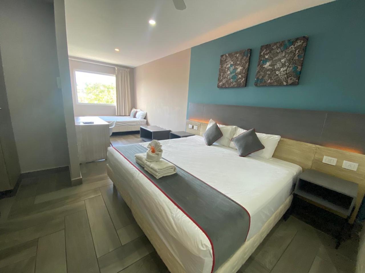 Illusion Xpress I Attraction Hotel Deluxe Playa del Carmen Eksteriør bilde