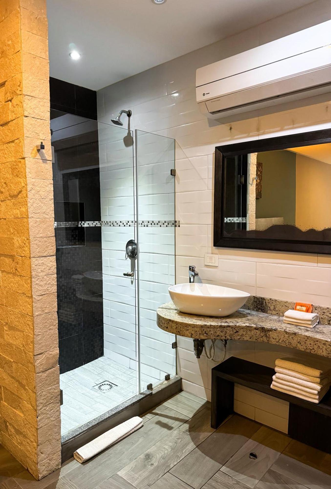 Illusion Xpress I Attraction Hotel Deluxe Playa del Carmen Eksteriør bilde